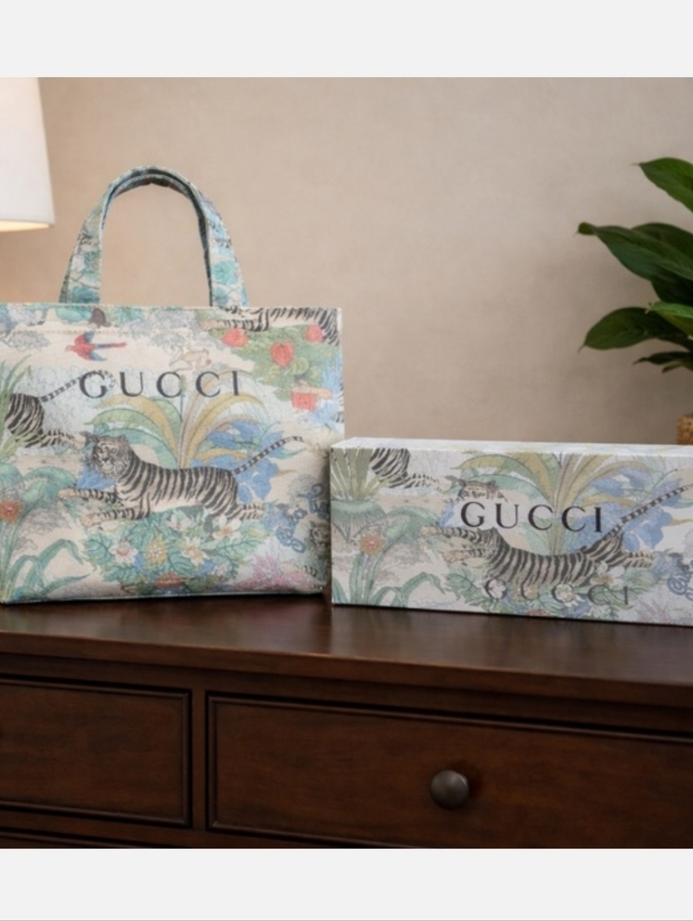 NEW Gucci Beauty Multicolor Canvas Print Tote Bag With Gifting Box - Picture 12 of 13